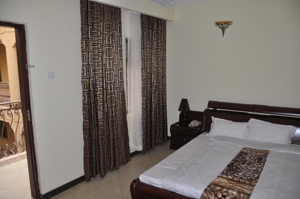 Biraj International Hotel Kampala Esterno foto