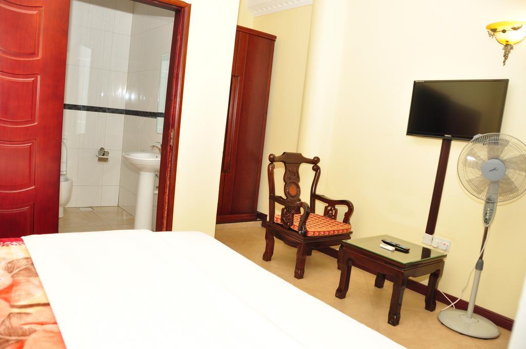 Biraj International Hotel Kampala Esterno foto