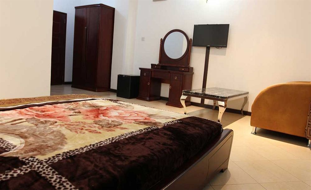 Biraj International Hotel Kampala Esterno foto